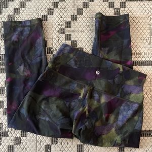 Lululemon Cropped Leggings - size 8